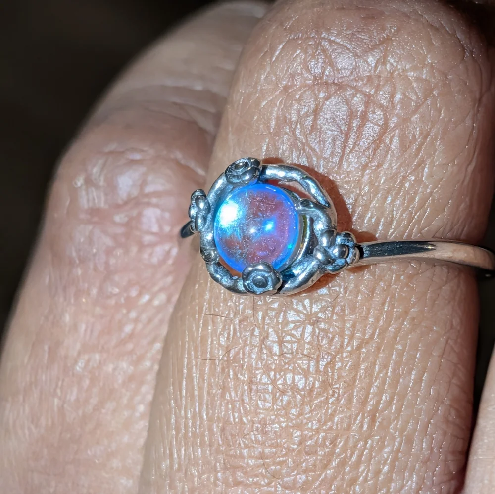 925 sterling moonstone ring sz 6